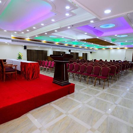 Sps Kingsway Hotel Thiruvananthapuram Exterior photo