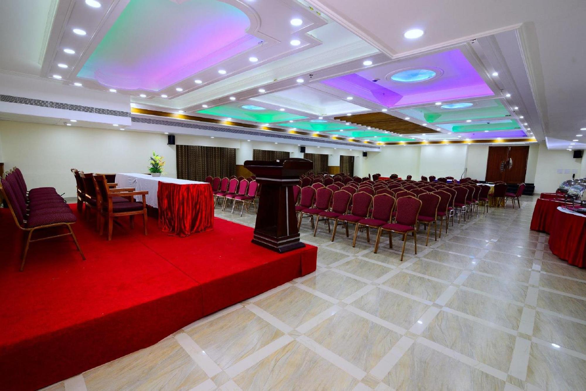 Sps Kingsway Hotel Thiruvananthapuram Exterior photo